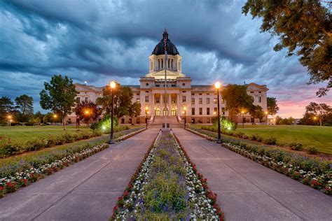 famous cities in south dakota.